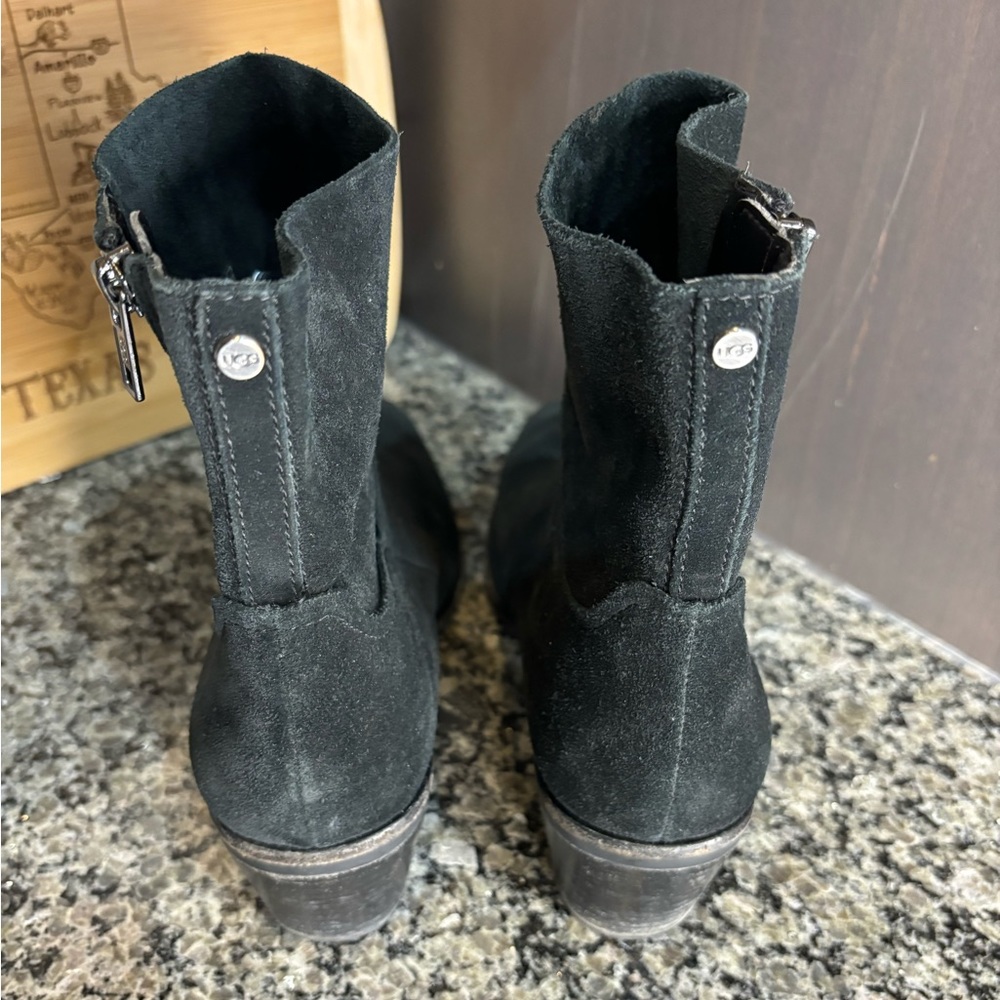 UGG Breeda Black Suede Stacked Heel Bootie Size 10 - Picture 8 of 11